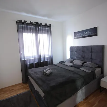 아파트 Stan Na Dan Luna *