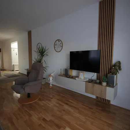 Stan Na Dan Luna Smederevska Palanka