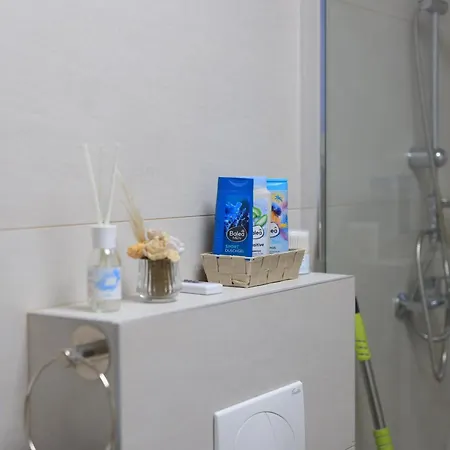 Stan Na Dan Luna 아파트